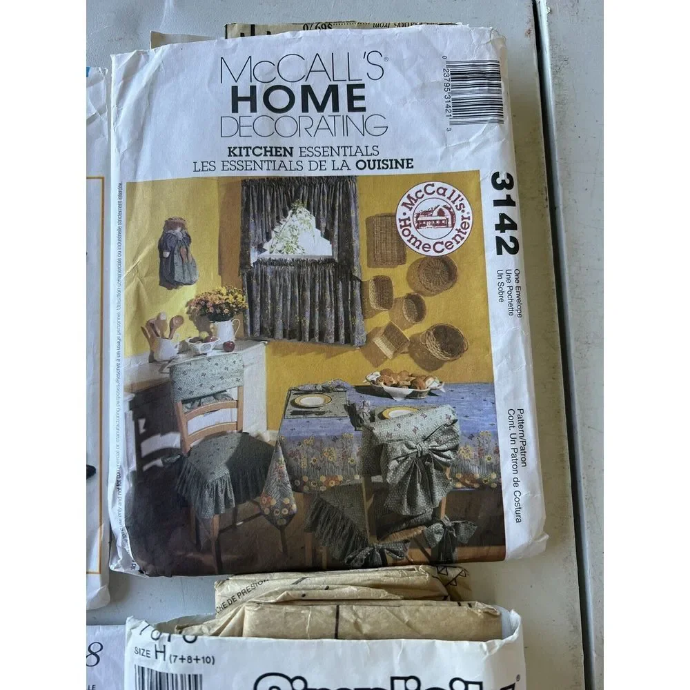 Lot Of Vintage Craft Patterns‎ Simplicity Vogue Butterick McCall